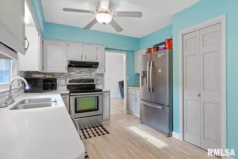 Other - 26 Skyview Dr, Springfield, IL 62702 photo 7 of 16