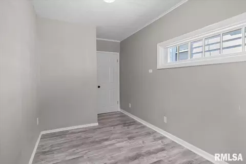2810 Holmes Ave, Springfield, IL 62704 photo 12