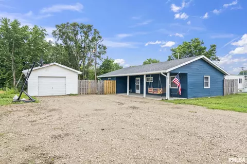 107 W Elm St, Buffalo, IL 62515