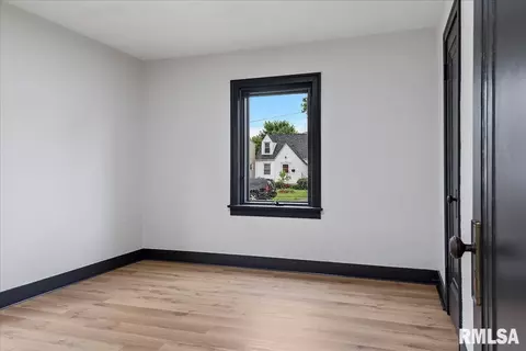 1500 W Capitol Ave, Springfield, IL 62704 photo 14