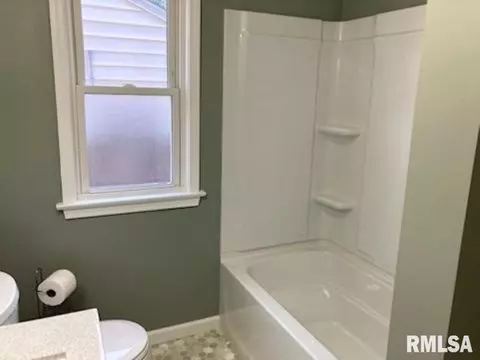 2072 N 19th St, Springfield, IL 62702 photo 10