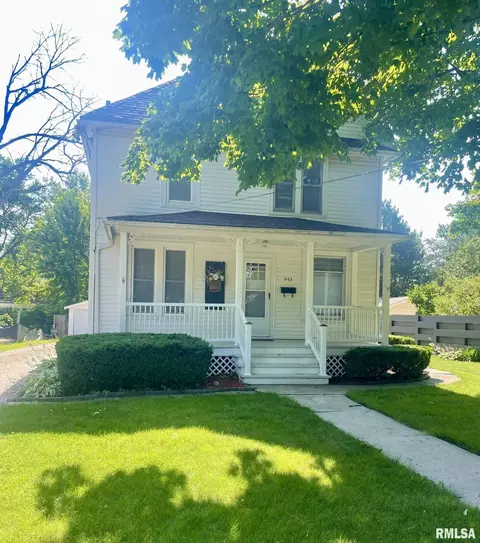 1443 N Cherry St, Galesburg, IL 61401