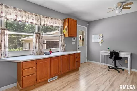 118 Dawn Dr, Springfield, IL 62702 photo 17