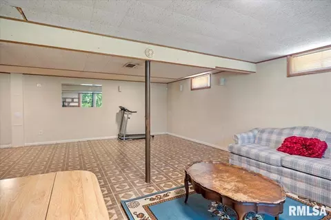 118 Dawn Dr, Springfield, IL 62702 photo 32