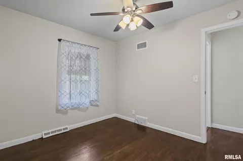 1127 N 1st St, Springfield, IL 62702 photo 18
