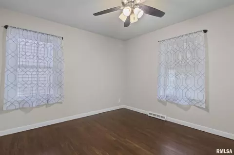 1127 N 1st St, Springfield, IL 62702 photo 19