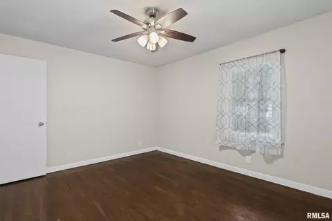 1127 N 1st St, Springfield, IL 62702 photo 14