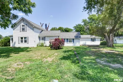 411 W 3rd St, Assumption, IL 62510 photo 15
