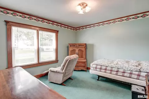 411 W 3rd St, Assumption, IL 62510 photo 29