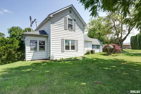 411 W 3rd St, Assumption, IL 62510 photo 7
