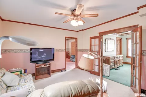 411 W 3rd St, Assumption, IL 62510 photo 32