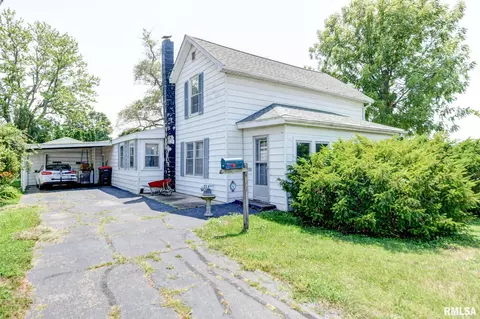 411 W 3rd St, Assumption, IL 62510 photo 8