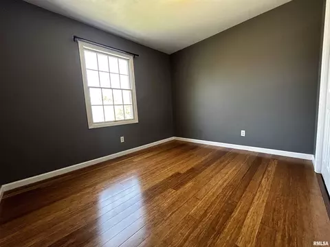 3820 Viking Blvd, Springfield, IL 62712 photo 11