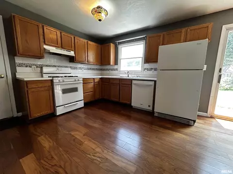 3820 Viking Blvd, Springfield, IL 62712 photo 3