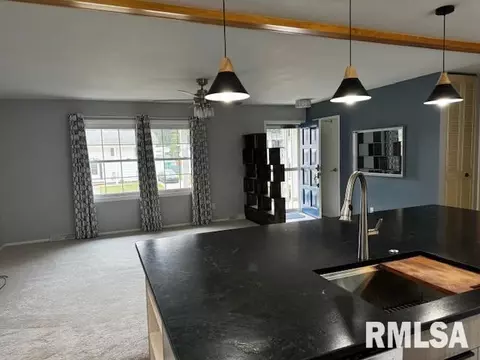2121 Whitefield Rd, Springfield, IL 62704 photo 11