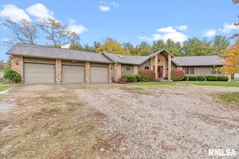1920 S Camp Butler Rd, Springfield, IL 62707