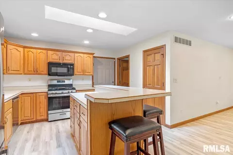 1920 S Camp Butler Rd, Springfield, IL 62707 photo 14