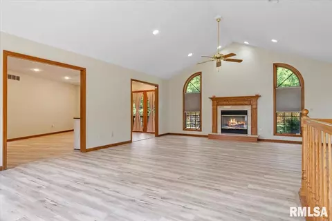 1920 S Camp Butler Rd, Springfield, IL 62707 photo 9