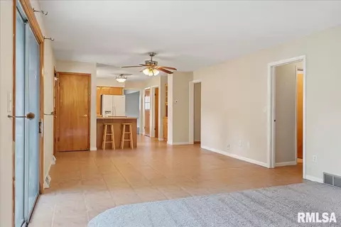 143 Exmore Dr, Springfield, IL 62704 photo 15