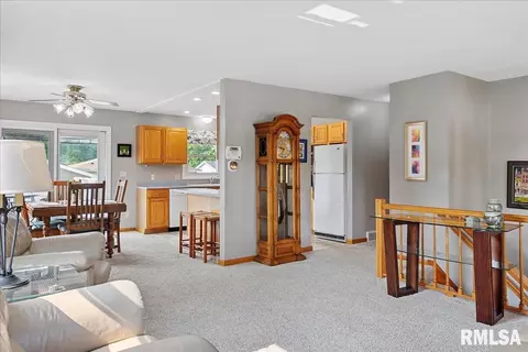 2120 Keokuk Rd, Springfield, IL 62702 photo 7