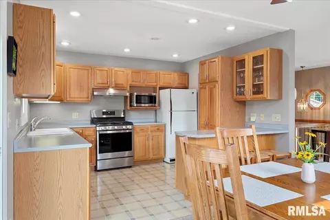 2120 Keokuk Rd, Springfield, IL 62702 photo 11