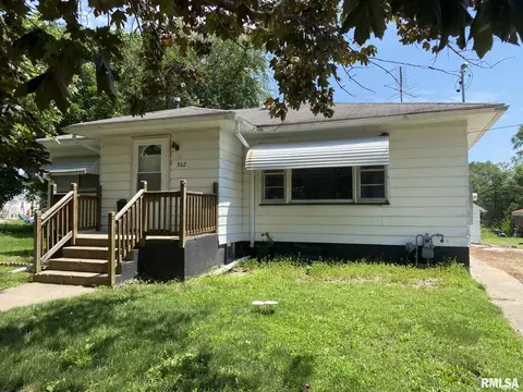 302 S Jefferson St, Abingdon, IL 61410