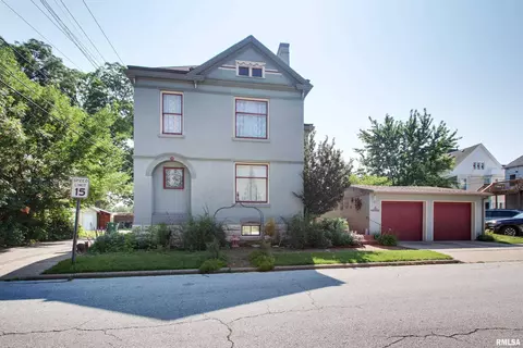 420 N 16th St, Quincy, IL 62301
