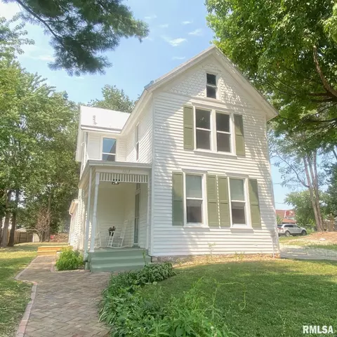 1117 Lind St, Quincy, IL 62301