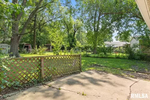 2824 Cardigan Dr, Springfield, IL 62702 photo 19