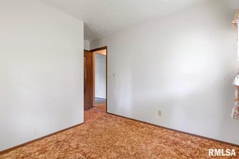 2824 Cardigan Dr, Springfield, IL 62702 photo 15