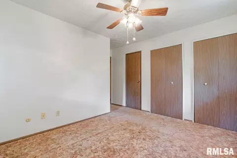 2824 Cardigan Dr, Springfield, IL 62702 photo 12