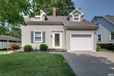 711 Kenwood Ave, Quincy, IL 62301