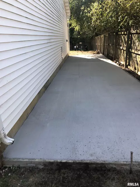 2521 Shadow Chaser Dr, Springfield, IL 62711 photo 56