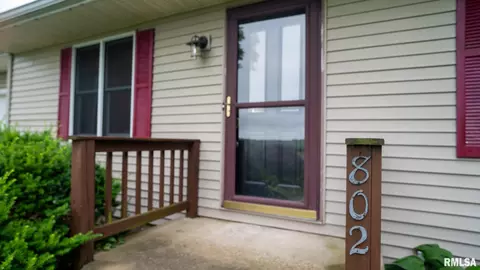 802 Winters St, Augusta, IL 62311 photo 38