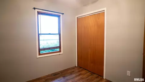 802 Winters St, Augusta, IL 62311 photo 23