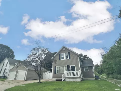 102 E Lower St, Abingdon, IL 61410