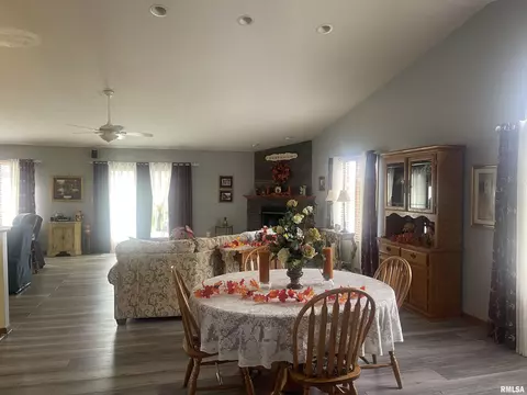Dining - 5001 Wildcat Run, Springfield, IL 62711 photo 1 of 1