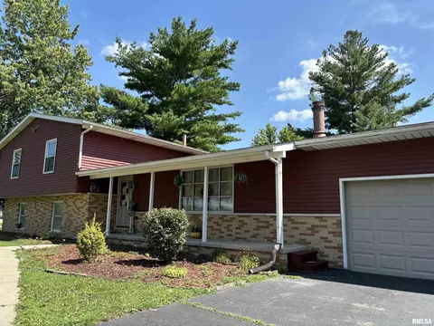 3468 E Glenarm Rd, Pawnee, IL 62558