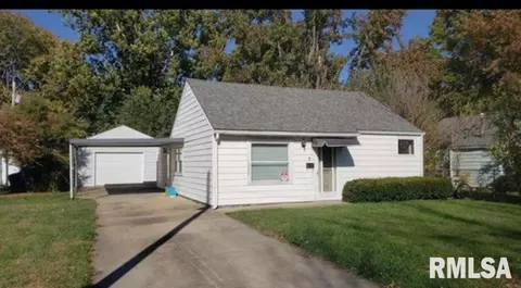 1 Allison Ct, Springfield, IL 62703