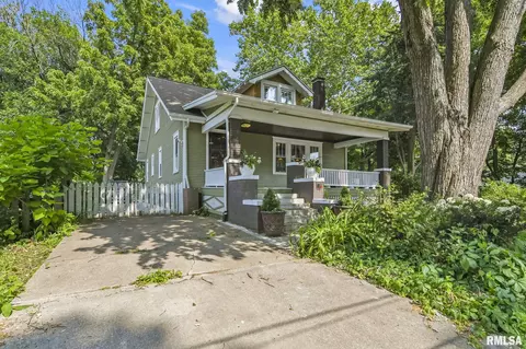 412 N Milton Ave, Springfield, IL 62702