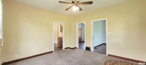 2105 Elizabeth St, Springfield, IL 62702 photo 6