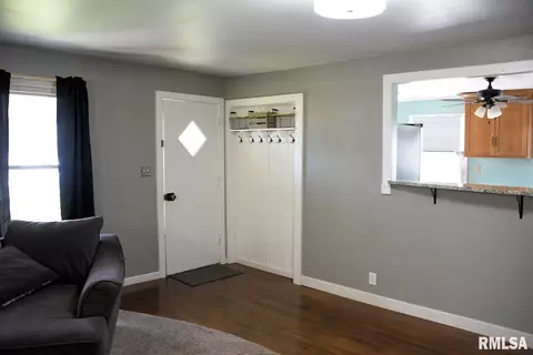 2021 N 21st St, Springfield, IL 62702 photo 5
