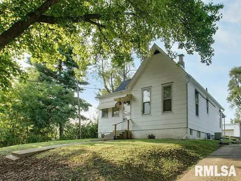 521 Wood Ave, Springfield, IL 62702 photo 3