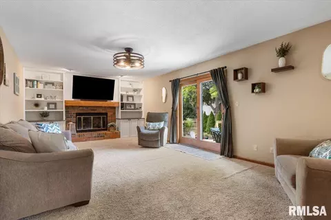 1308 Wood Mill Dr, Springfield, IL 62704 photo 16