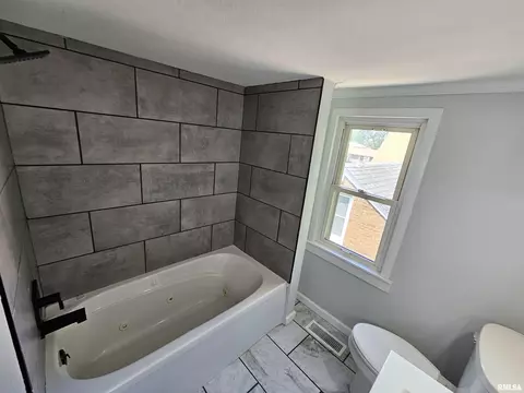 1149 W Elliott Ave, Springfield, IL 62702 photo 24