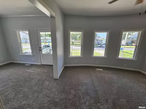 1149 W Elliott Ave, Springfield, IL 62702 photo 15