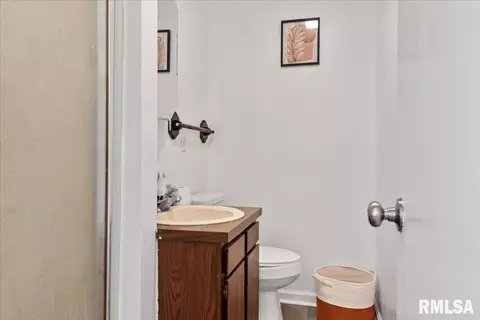 2421 S 15th St, Springfield, IL 62703 photo 22