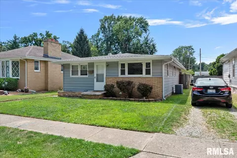 2421 S 15th St, Springfield, IL 62703 photo 2