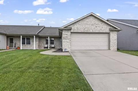 2906 Cronin Dr, Springfield, IL 62711