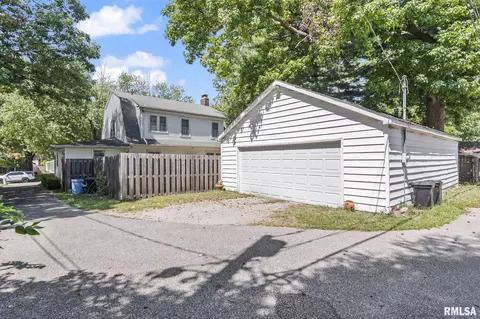 Exterior - 1518 N 3rd St, Springfield, IL 62702 photo 7 of 7